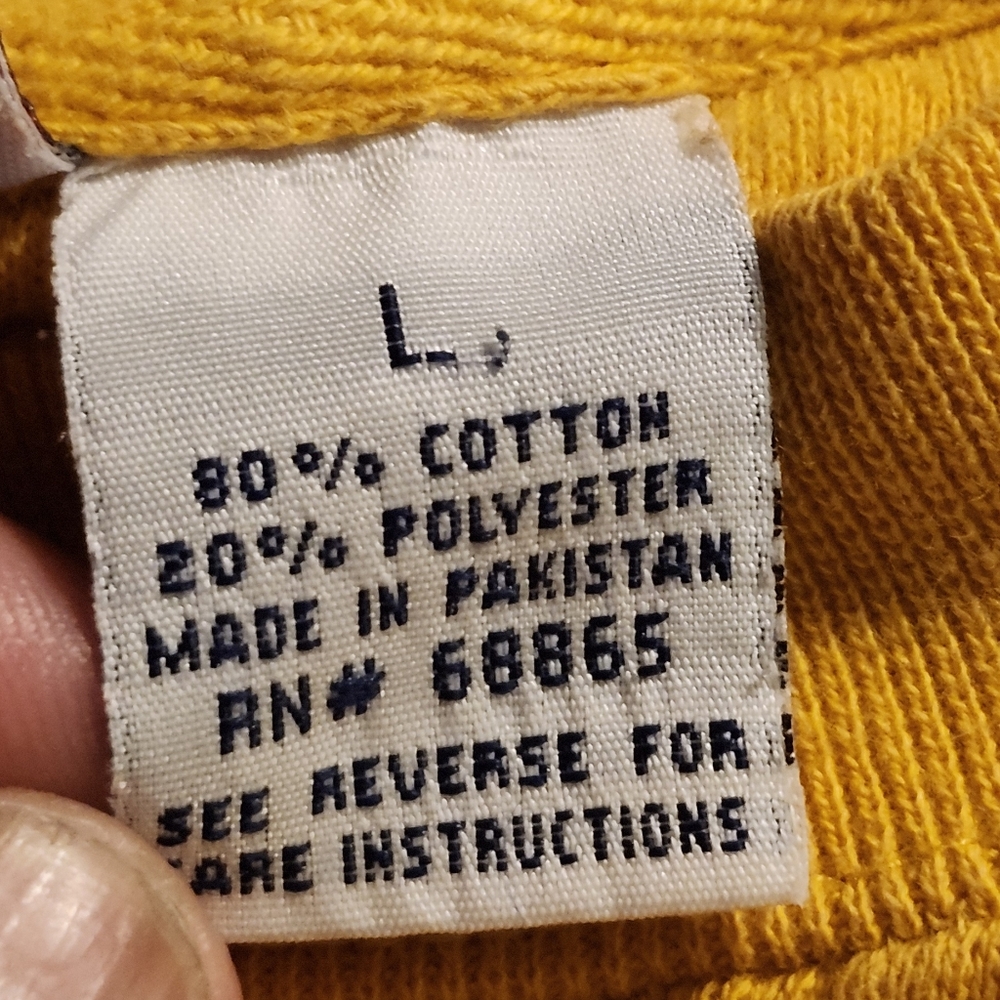 VTG Michigan Wolverines Sweatshirt Men's Size Large Yellow‎ Crewneck Pullover - Picture 6 of 8